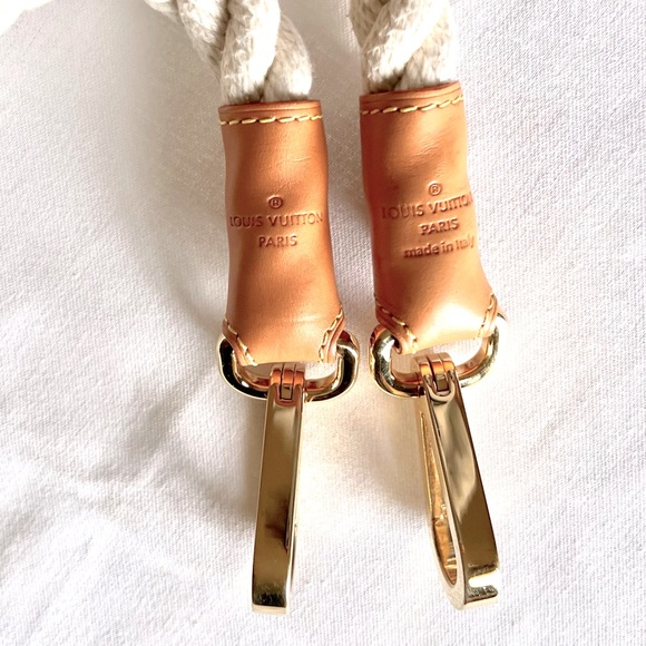 Authentic Louis Vuitton Monogram limited Edition Bulled MM - Picture 14 of 14